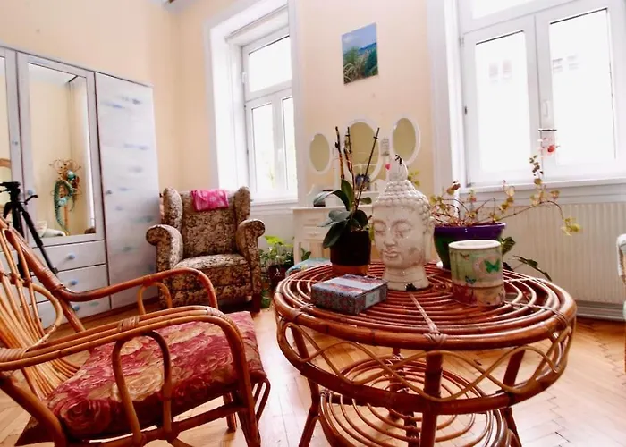 Apartment Your Sunny, And Quiet With Garden Vienna